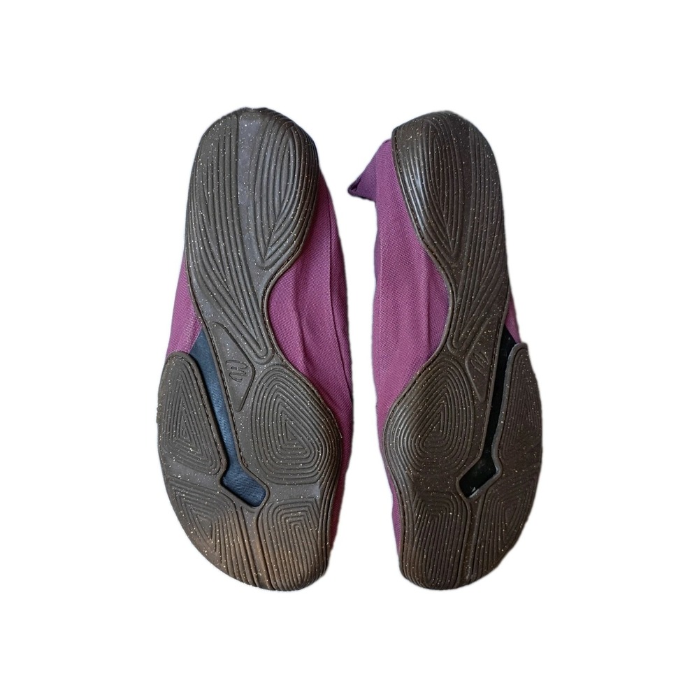 Wildling Womens Pink Canvas Slip On Barefoot Ballet Flats Rubber Sole 10